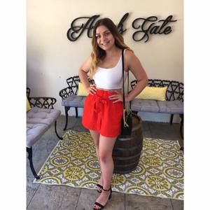 Meet your Posher, Mackenzie